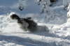 Kopfsprung in den Schnee