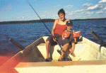 Mama & Timo im Boot